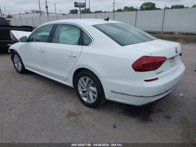 1VWBA7A30JC015506 Volkswagen Passat 2.0t Se
