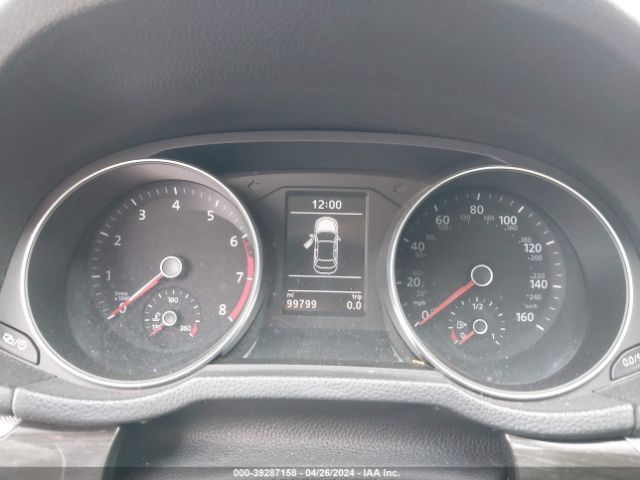1VWBA7A30JC015506 Volkswagen Passat 2.0t Se