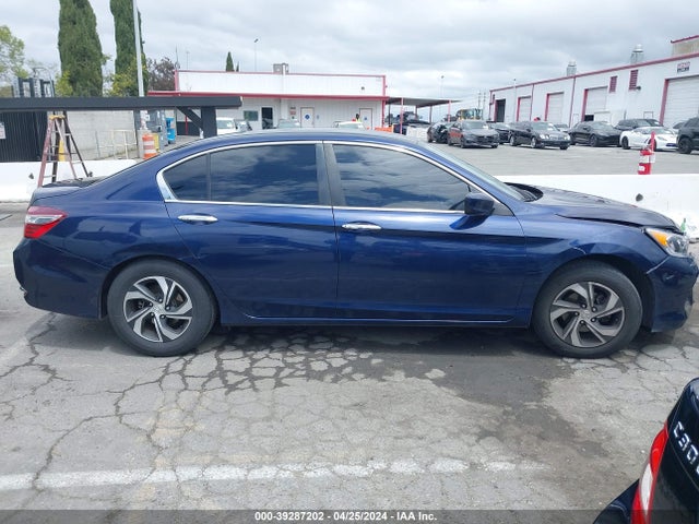 Honda ACCORD LX 2017 1HGCR2F32HA304437 Image 13