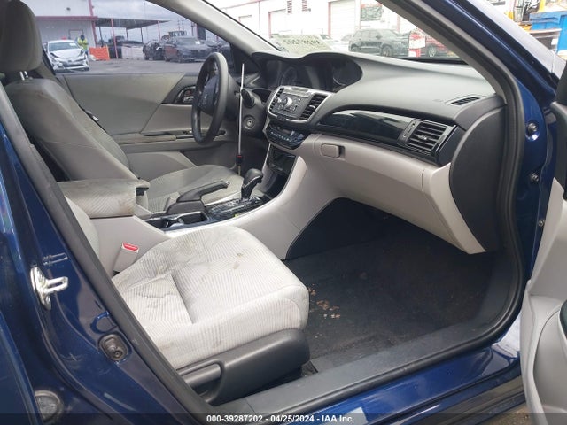 Honda ACCORD LX 2017 1HGCR2F32HA304437 Image 5