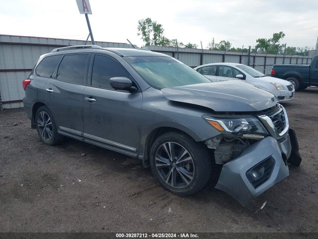 Nissan Pathfinder Platinum 2017 5N1DR2MM0HC652655 Image 1