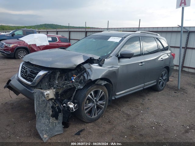 Nissan Pathfinder Platinum 2017 5N1DR2MM0HC652655 Image 2