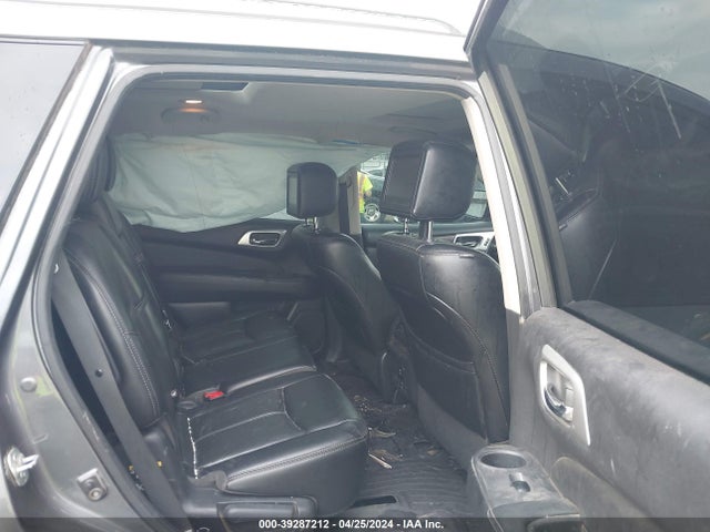 Nissan Pathfinder Platinum 2017 5N1DR2MM0HC652655 Image 8