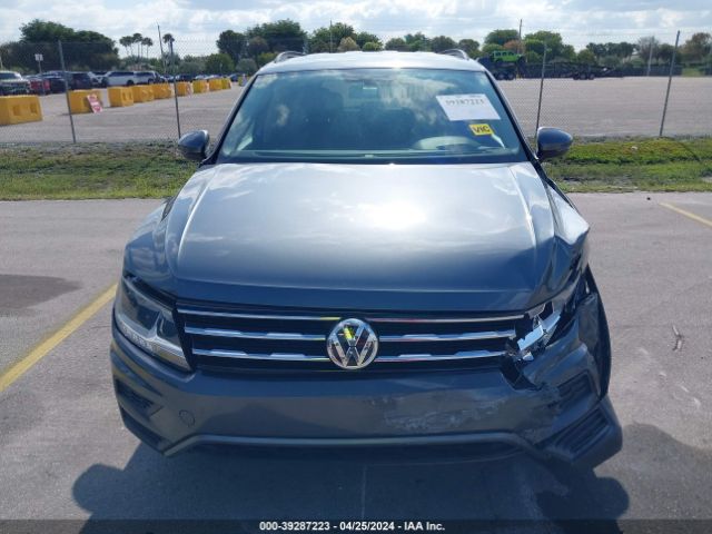 3VV3B7AX4KM046797 Volkswagen Tiguan 2.0t Se/2.0t Sel/2.0t Sel R-line/2.0t Sel R-line Black