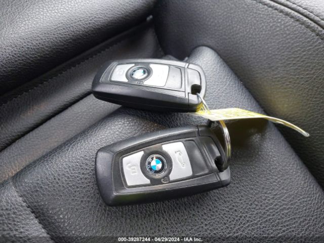 WBA3C3C5XEP661687 BMW 320i Xdrive