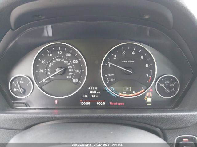 WBA3C3C5XEP661687 BMW 320i Xdrive