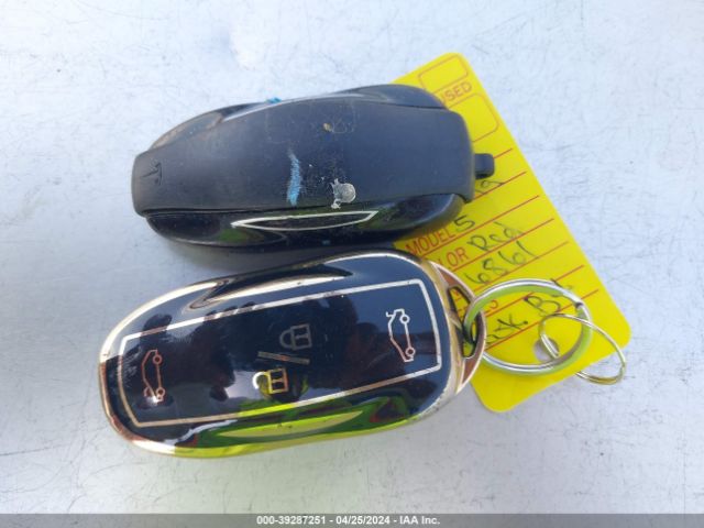 5YJSA1S21FF086861 Tesla Model S 70d/85d/p85d