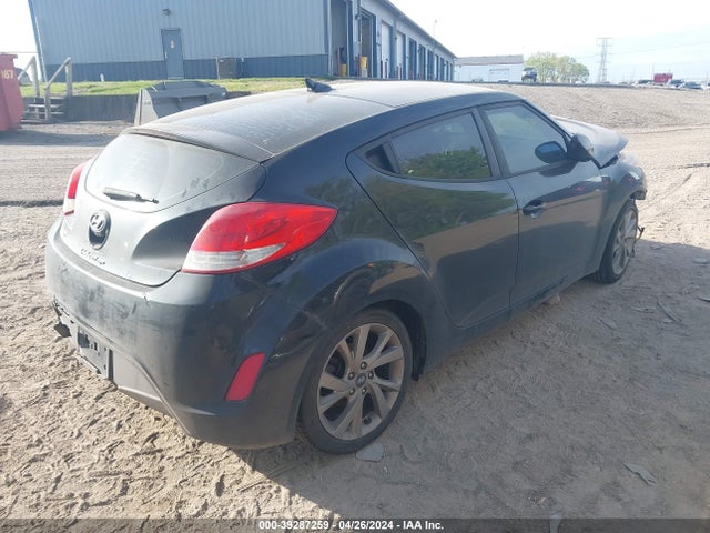 Hyundai Veloster 2017 KMHTC6AD0HU306124 Image 4