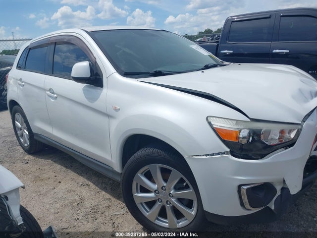 4A4AP3AU2FE037400 Mitsubishi Outlander Sport Es