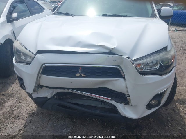 4A4AP3AU2FE037400 Mitsubishi Outlander Sport Es