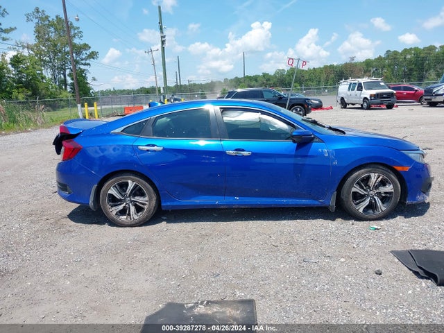 Honda Civic Touring 2018 19XFC1F93JE002217 Image 13