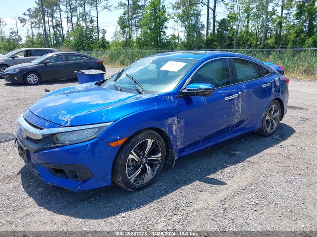 Honda Civic Touring 2018 19XFC1F93JE002217 Image 2