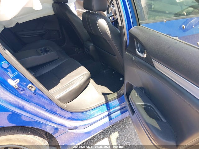 Honda Civic Touring 2018 19XFC1F93JE002217 Image 8