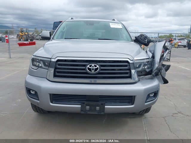 Toyota Sequoia Sr5 2018 5TDBY5G1XJS159720 Image 12