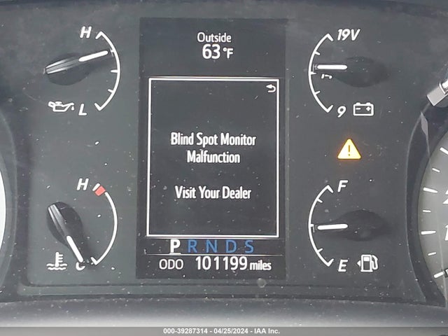 Toyota Sequoia Sr5 2018 5TDBY5G1XJS159720 Image 7