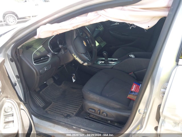 Chevrolet MALIBU LT 2018 1G1ZD5ST8JF143320 Image 5