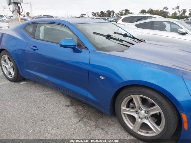 Chevrolet Camaro 1lt 2018 1G1FB1RX1J0134505 Image 13