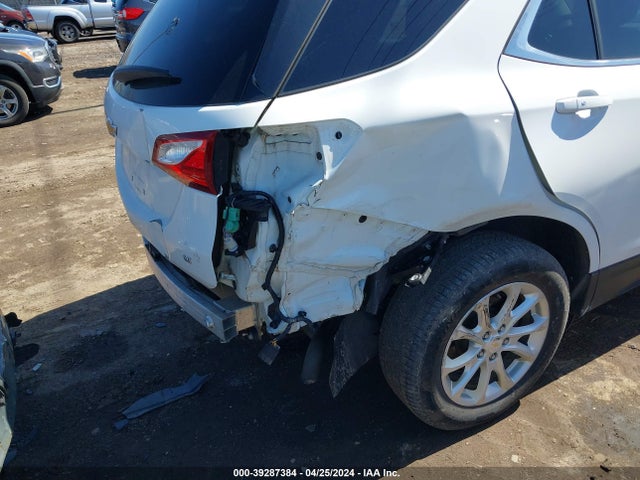 Chevrolet EQUINOX LT 2018 2GNAXJEV7J6206040 Image 18