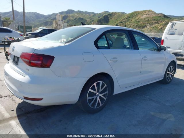 3VWDB7AJ8HM378228 Volkswagen Jetta 1.4t Se