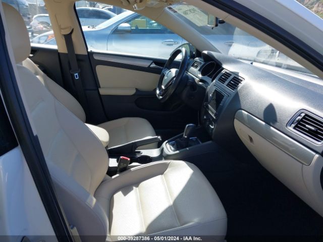 3VWDB7AJ8HM378228 Volkswagen Jetta 1.4t Se