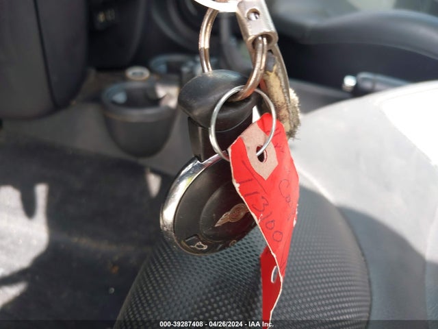 2011 MINI COOPER WMWSU3C53BT096047 Photo 10