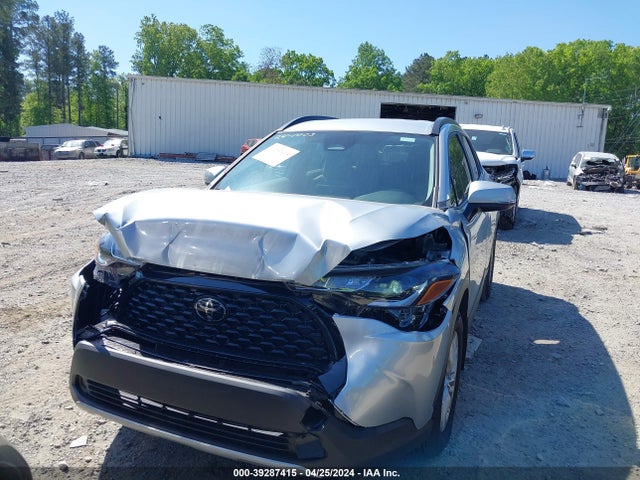 Toyota Corolla Cross Le 2024 7MUCAAAG7RV073765 Image 12