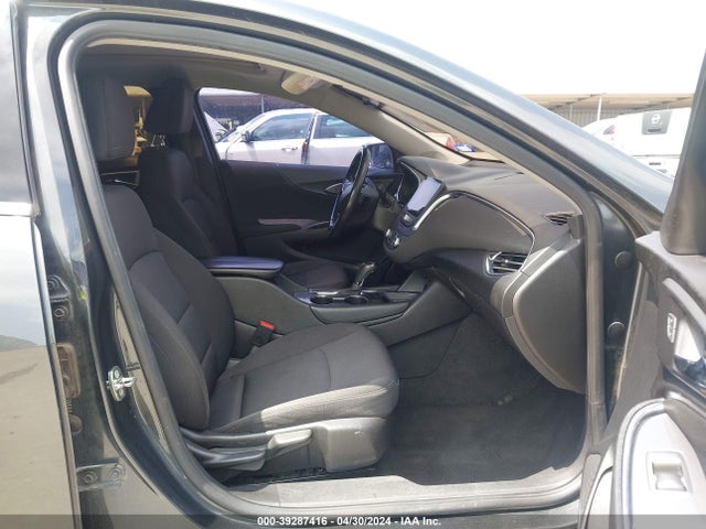 Chevrolet MALIBU LT 2018 1G1ZD5ST3JF175057 Image 5
