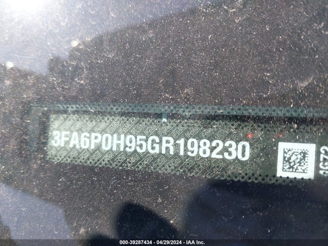 3FA6P0H95GR198230 Ford FUSION SE