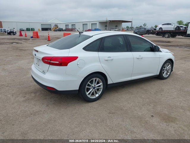 Ford FOCUS SE 2016 1FADP3F21GL387258 Image 4