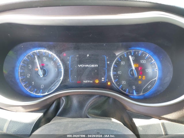 2C4RC1DG6LR264426 Chrysler Voyager Lxi