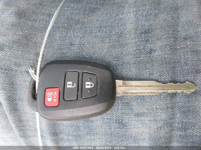 Toyota Rav4 Xle 2014 2T3RFREVXEW160999 Image 11