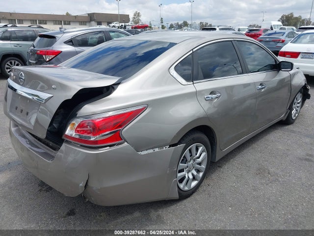 Nissan Altima 2.5 S 2015 1N4AL3APXFC571176 Image 4