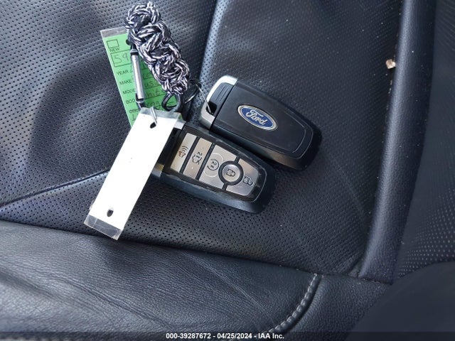 Ford Fusion Titanium 2019 3FA6P0D92KR180332 Image 11