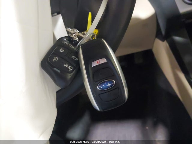 Subaru Outback 2.5i Limited 2017 4S4BSANC7H3302838 Image 11