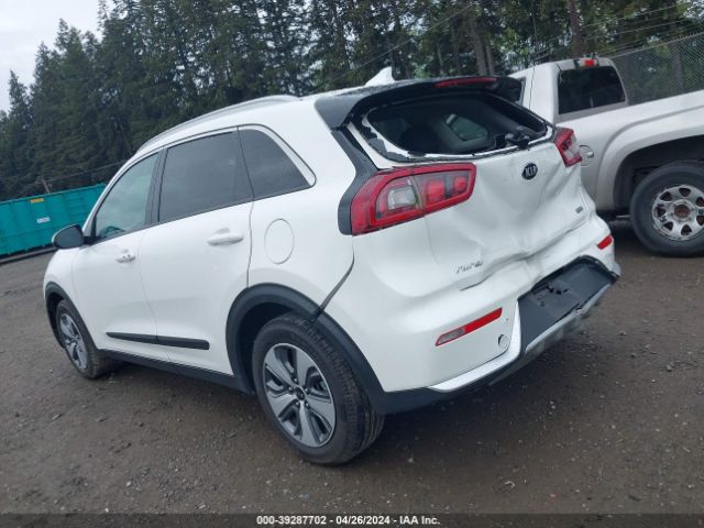 KNDCB3LC6K5350592 KIA NIRO LX