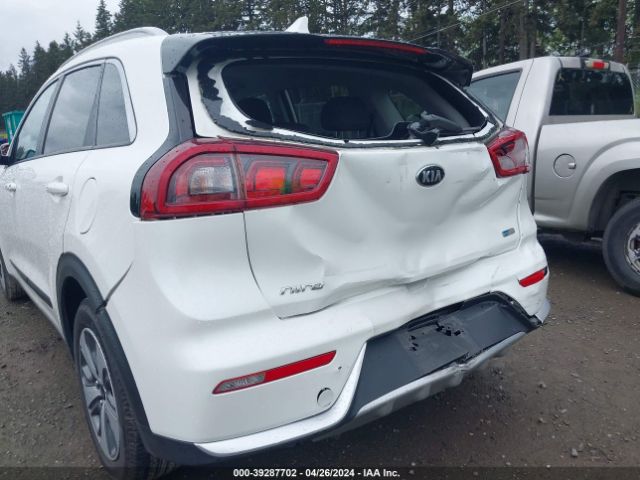 KNDCB3LC6K5350592 KIA NIRO LX
