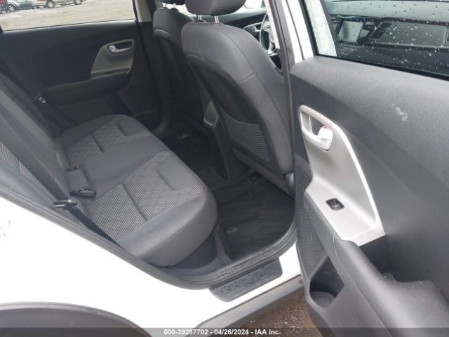 KNDCB3LC6K5350592 KIA NIRO LX