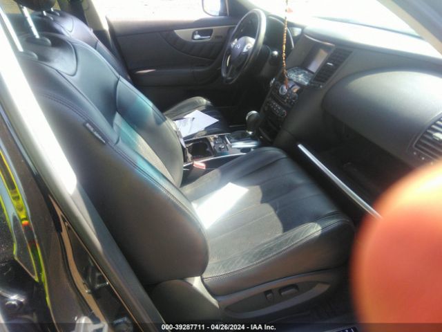 JN8CS1MW7FM480961 Infiniti QX70