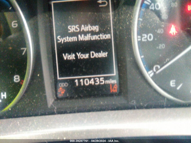 Toyota Rav4 Xle 2017 JTMWFREV2HJ105727 Image 15