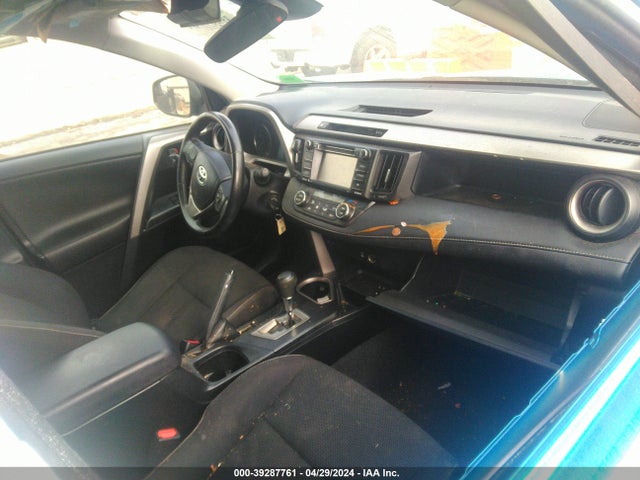 Toyota Rav4 Xle 2017 JTMWFREV2HJ105727 Image 5