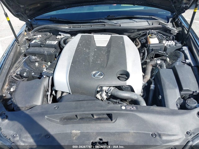 Lexus IS 300 2017 JTHCM1D26H5017319 Image 10