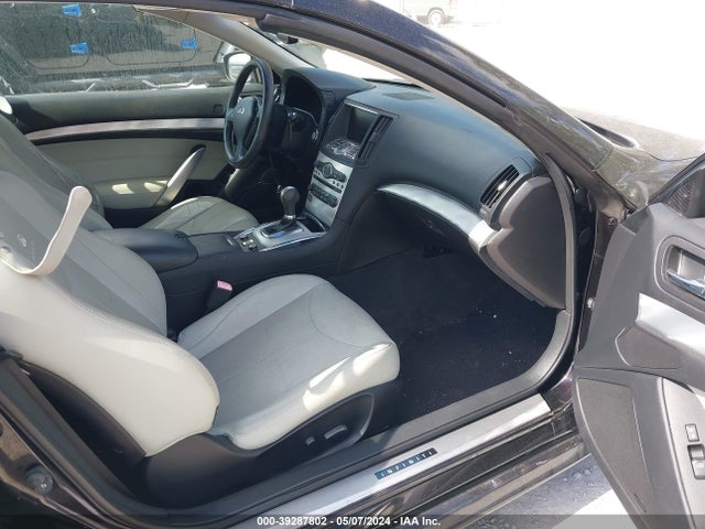 JN1CV6FE4EM900679 Infiniti Q60