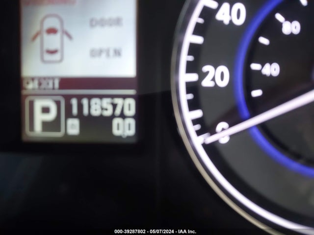 JN1CV6FE4EM900679 Infiniti Q60