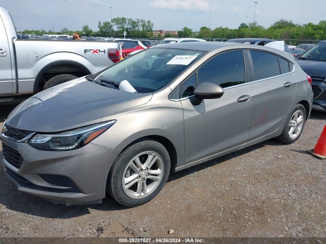 Chevrolet Cruze Lt Auto 2017 3G1BE6SM8HS592483 Image 2