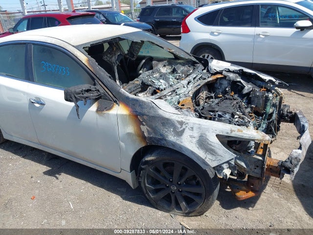 Nissan Altima 2.5 Sr 2017 1N4AL3AP9HC230029 Image 12