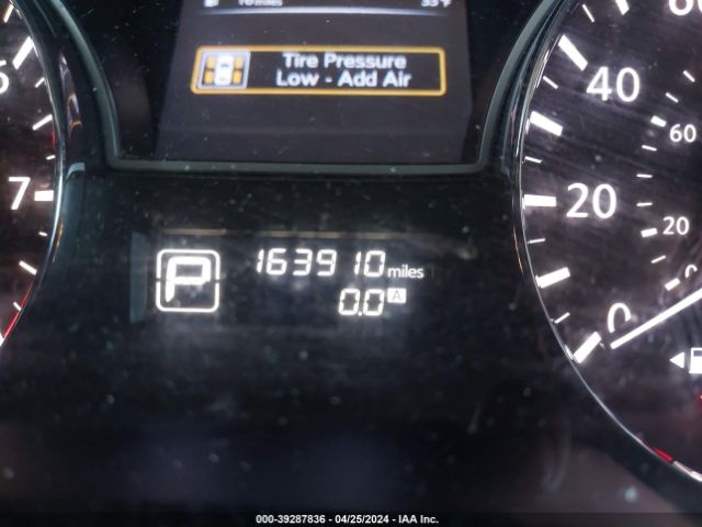 5N1AR2MN5EC689692 Nissan Pathfinder Sv