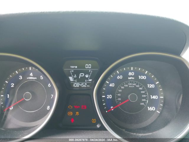 5NPDH4AE6FH622173 Hyundai ELANTRA SE