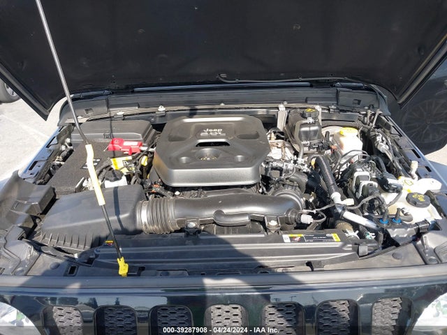 1C4HJXDN5MW678745 Jeep Wrangler Unlimited Sport S 4x4