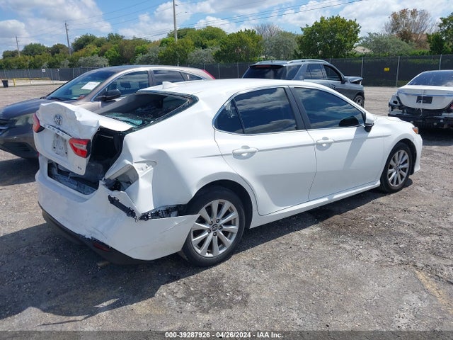 Toyota CAMRY LE 2020 4T1C11AK6LU863233 Image 4