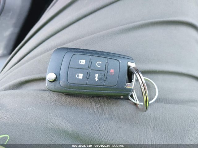 2G11Z5S33K9118737 Chevrolet IMPALA LT